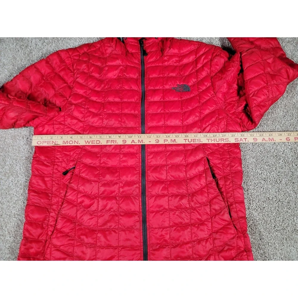 The North Face Thermoball Jacket Hoody Medium Red Quilted Puffer Mens Full Zip